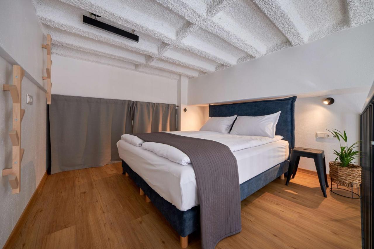 Queen Barbora Central Lofts カウナス エクステリア 写真