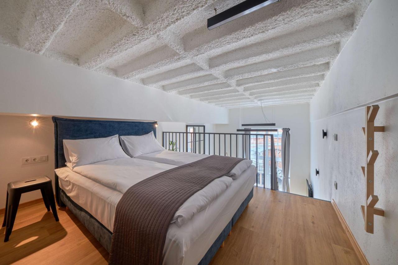 Queen Barbora Central Lofts カウナス エクステリア 写真