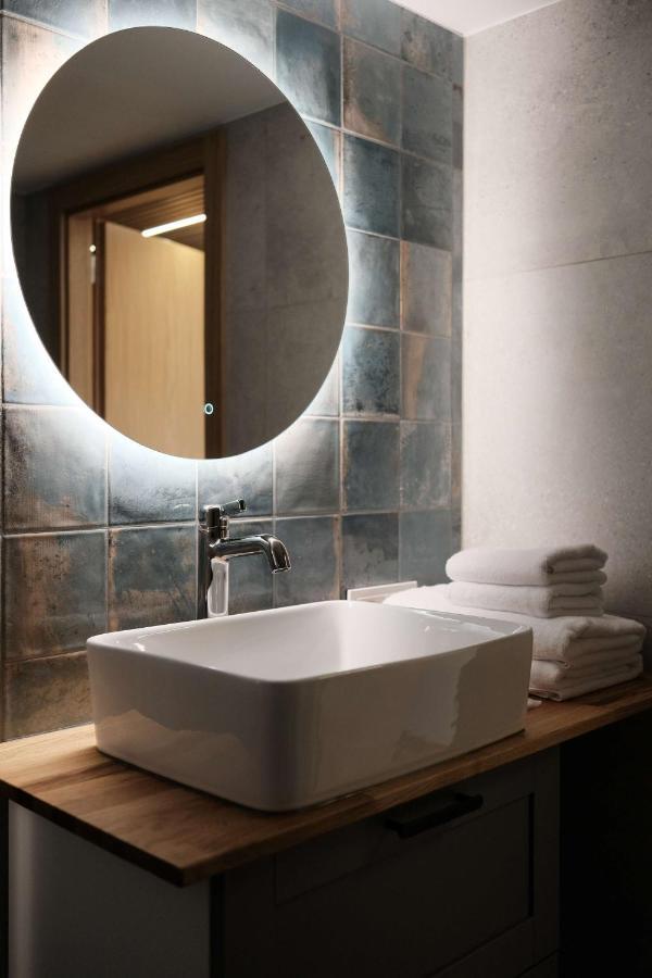 Queen Barbora Central Lofts カウナス エクステリア 写真