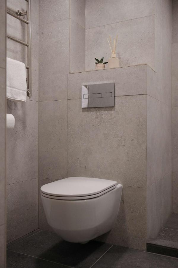 Queen Barbora Central Lofts カウナス エクステリア 写真