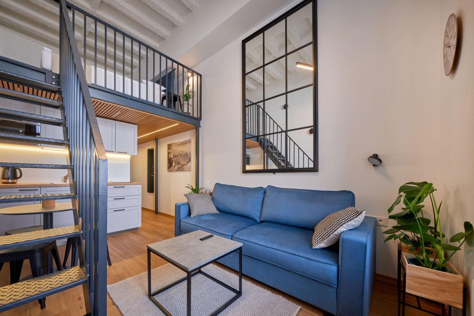 Queen Barbora Central Lofts カウナス エクステリア 写真